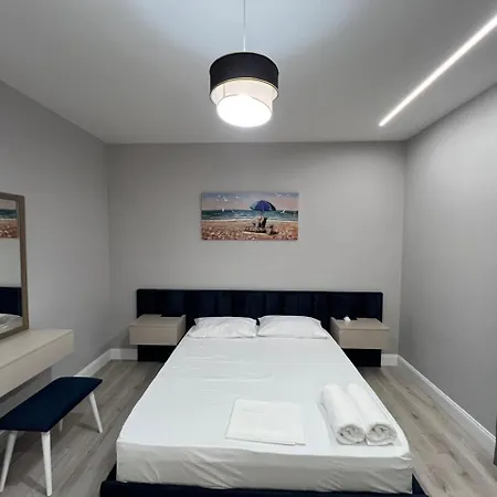 Bushati Apartment *