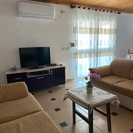 Apartment Bushati