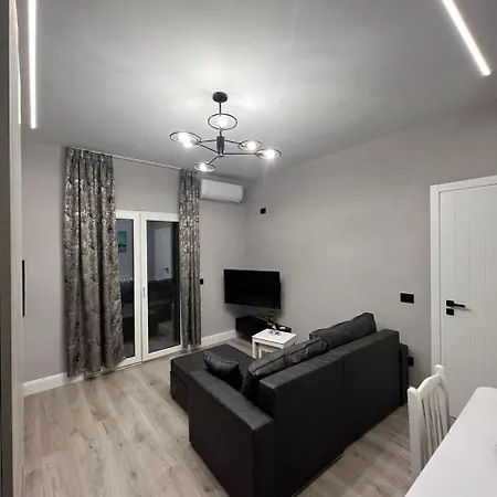 Apartment Bushati *