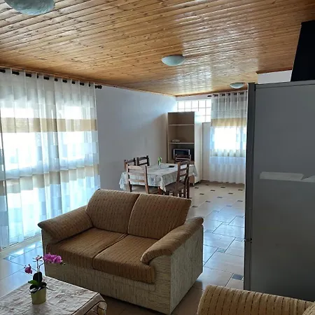 Apartment Bushati