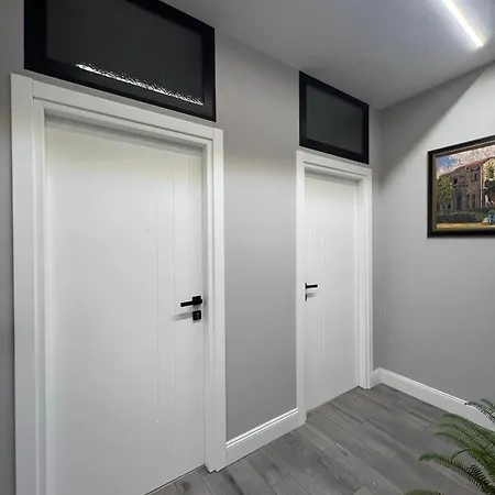 Bushati Apartment