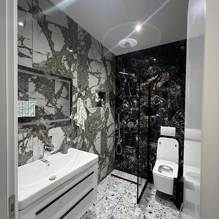 Bushati Apartment